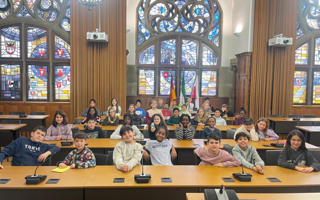 Unser Ausflug in den Ratssaal – Ikibu 2025